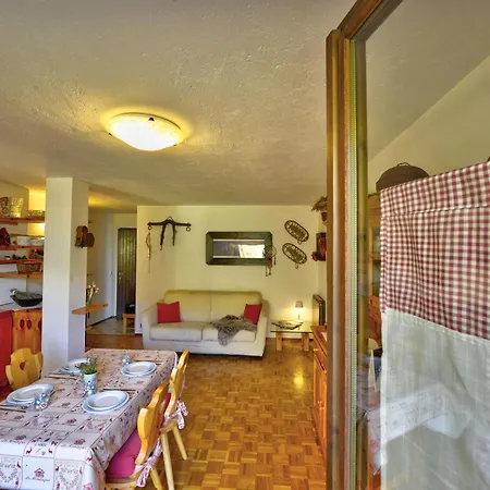 La Belle Vue Apartment *
